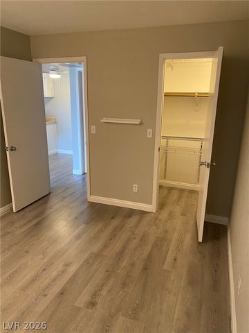 5271 Lindell Road 202, Las Vegas, NV 89118