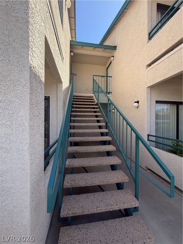 5271 Lindell Road 202, Las Vegas, NV 89118