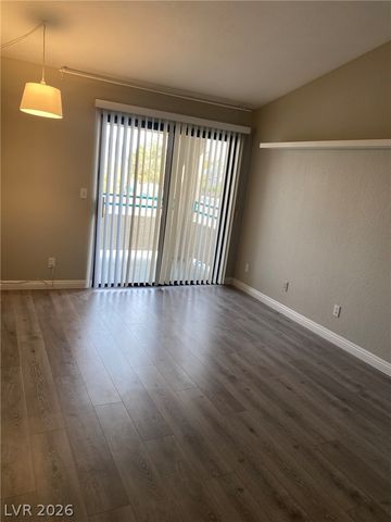 5271 Lindell Road 202, Las Vegas, NV 89118