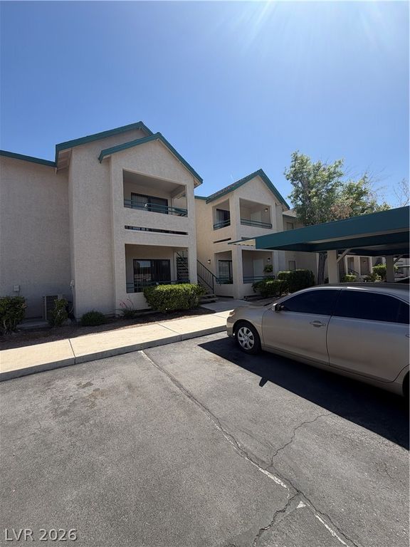 5271 Lindell Road 202, Las Vegas, NV 89118