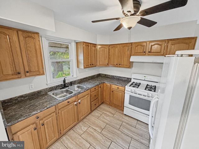 4610 SCHLEY AVE, Baltimore, MD 21206