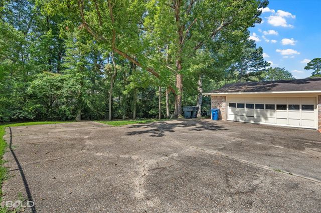 1111 Mountainbrook Drive, Shreveport, LA 71118