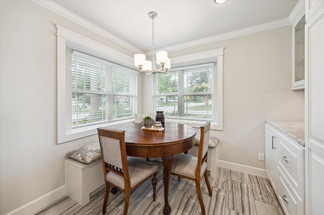 2702 Manila Lane, Houston, TX 77043