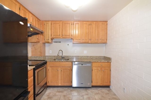 185 Quincy Shore Dr 32, Quincy, MA 02171