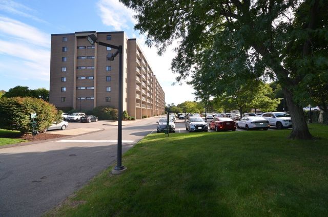 185 Quincy Shore Dr 32, Quincy, MA 02171