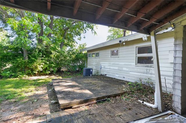16 Brightwell Court, St Louis, MO 63031