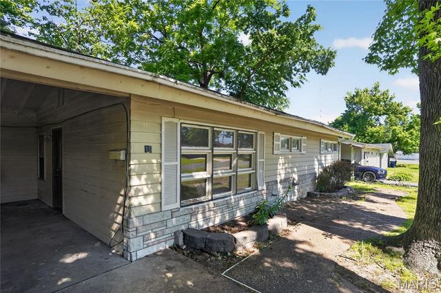 16 Brightwell Court, St Louis, MO 63031