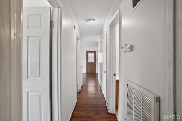 16 Brightwell Court, St Louis, MO 63031