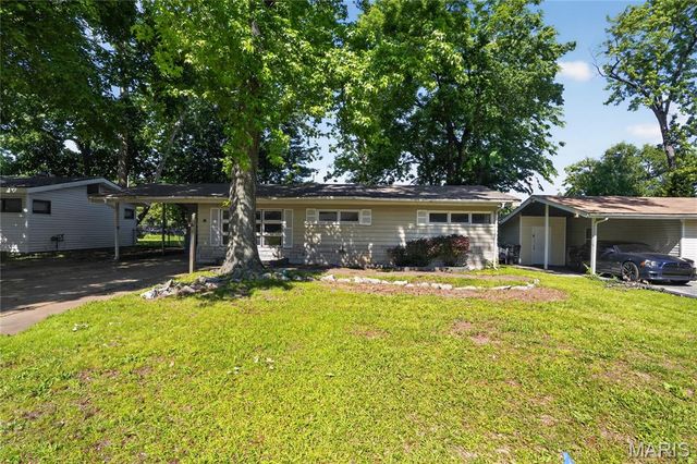 16 Brightwell Court, St Louis, MO 63031