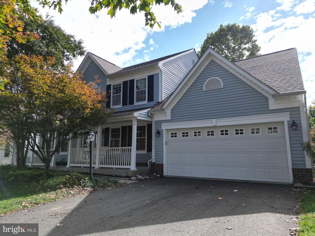 43213 WAYSIDE CIR, Ashburn, VA 20147