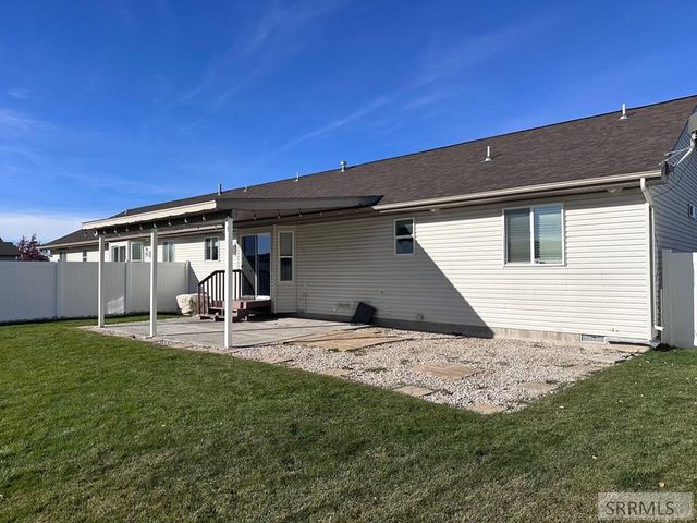 3684 Briar Creek Lane, Ammon, ID 83406