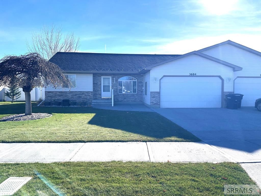 3684 Briar Creek Lane, Ammon, ID 83406