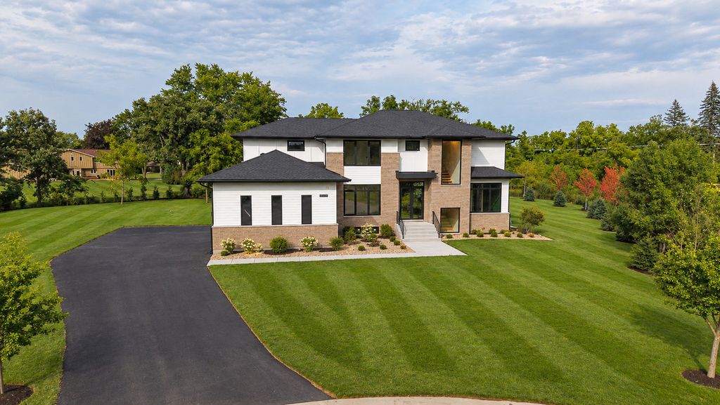 23589 N Owl Court, Lake Barrington, IL 60010 — exterior