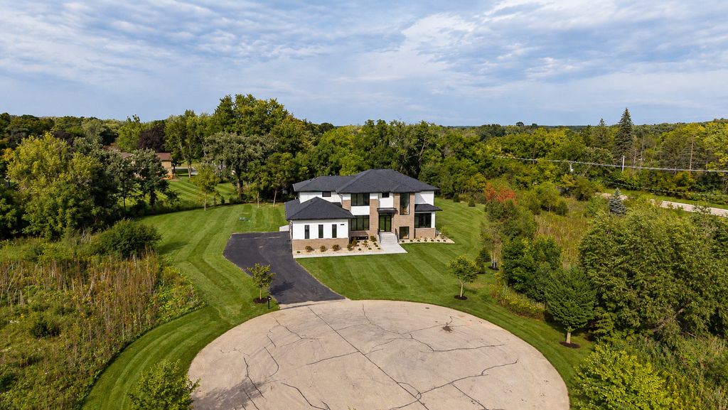 23589 N Owl Court, Lake Barrington, IL 60010 — photo 2