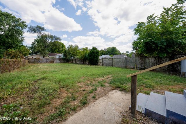 369 N 41st St, Louisville, KY 40212