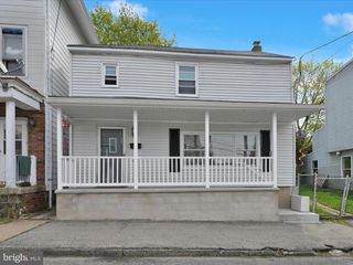 232 N COAL STREET, Port Carbon, PA 17965