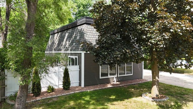 326 John Street, Clare, MI 48617
