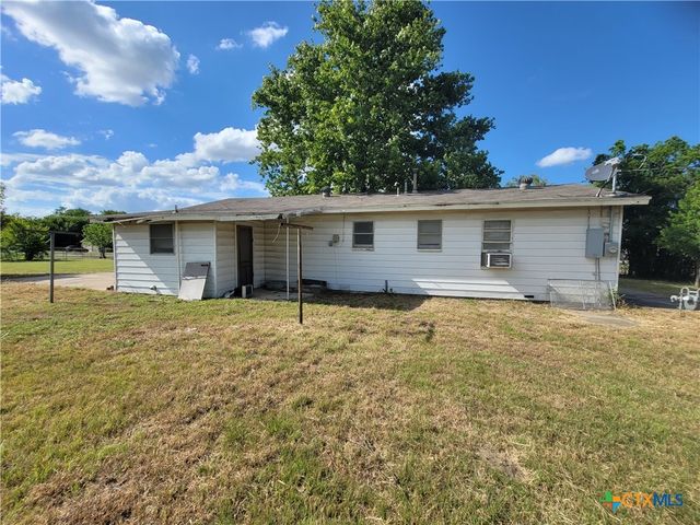 202 W Bobwhite Lane, Harker Heights, TX 76548