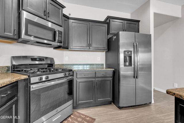 14372 Earl Chokiski Avenue, El Paso, TX 79938