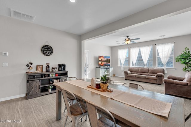 14372 Earl Chokiski Avenue, El Paso, TX 79938