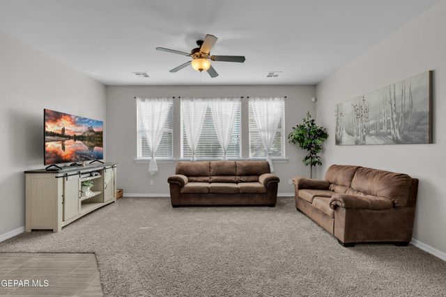 14372 Earl Chokiski Avenue, El Paso, TX 79938