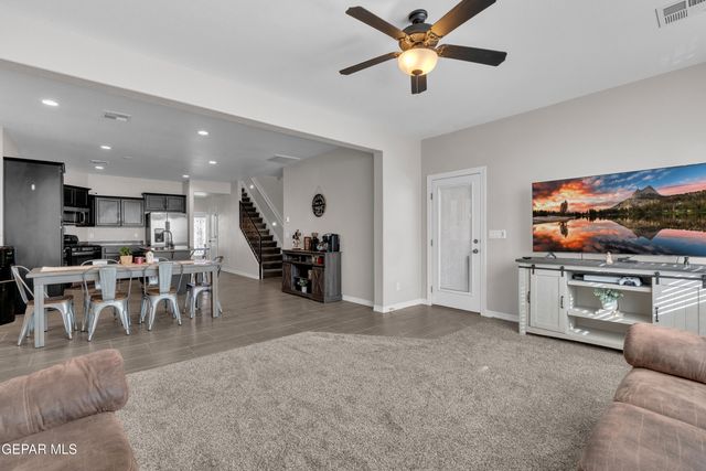 14372 Earl Chokiski Avenue, El Paso, TX 79938