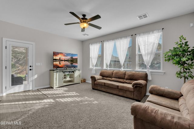 14372 Earl Chokiski Avenue, El Paso, TX 79938