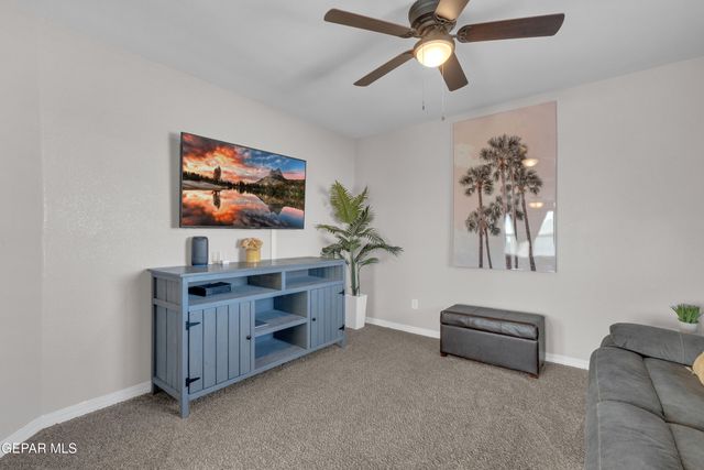 14372 Earl Chokiski Avenue, El Paso, TX 79938