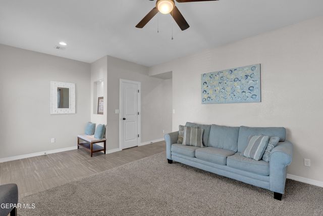 14372 Earl Chokiski Avenue, El Paso, TX 79938