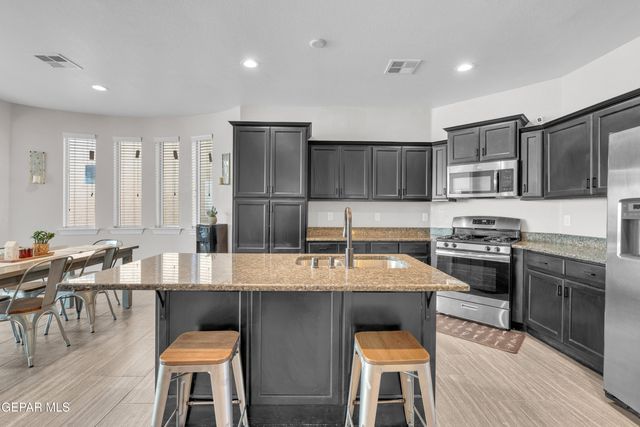 14372 Earl Chokiski Avenue, El Paso, TX 79938