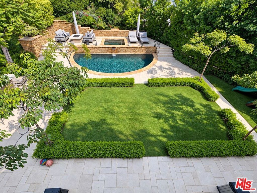 16821 Via La Costa, Pacific Palisades, CA 90272 — photo 2