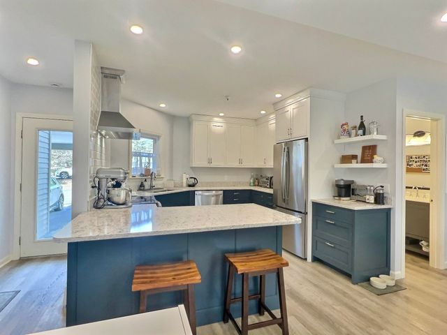 40 Wolf Road, Lebanon, NH 03766