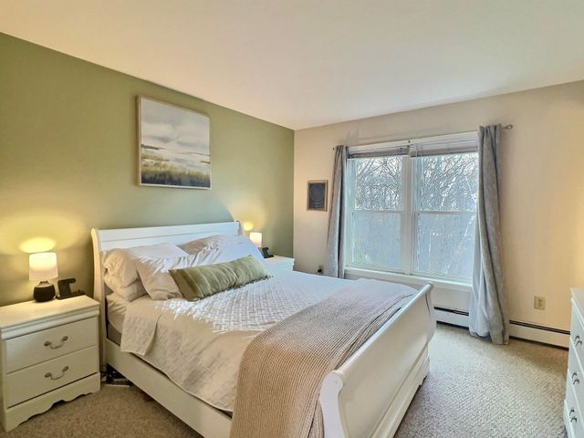 40 Wolf Road, Lebanon, NH 03766