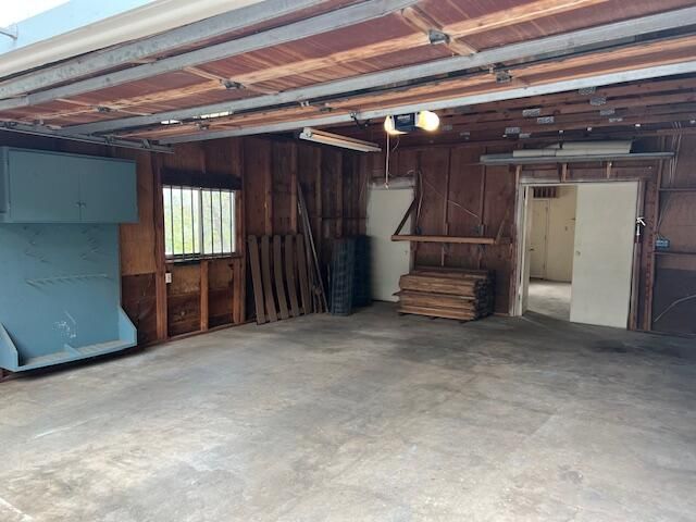 50 Tenney Drive, Rogue River, OR 97537