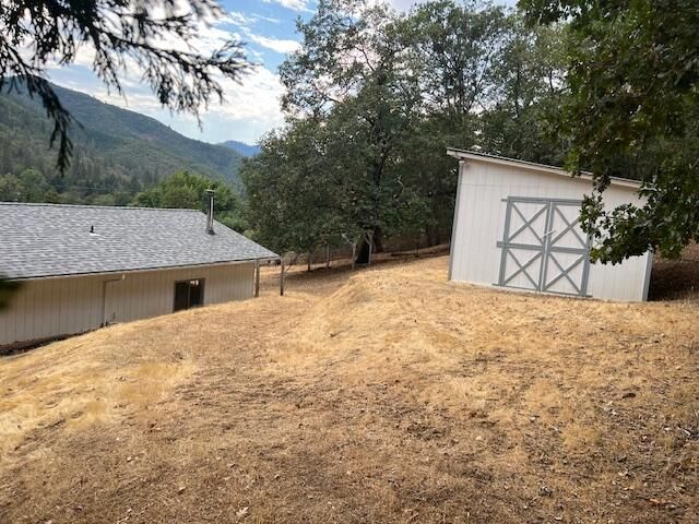 50 Tenney Drive, Rogue River, OR 97537