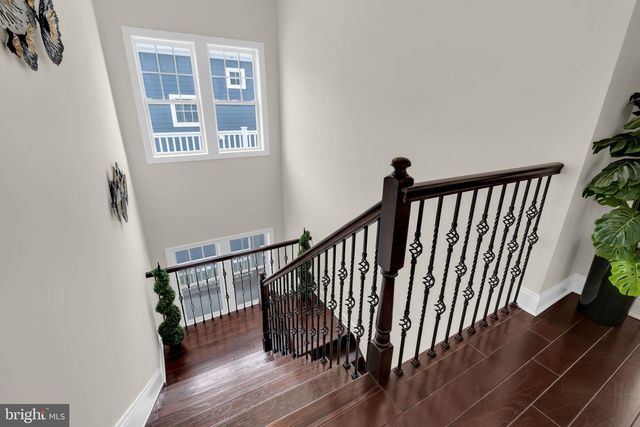 21 OCEAN TERR, Long Branch, NJ 07740