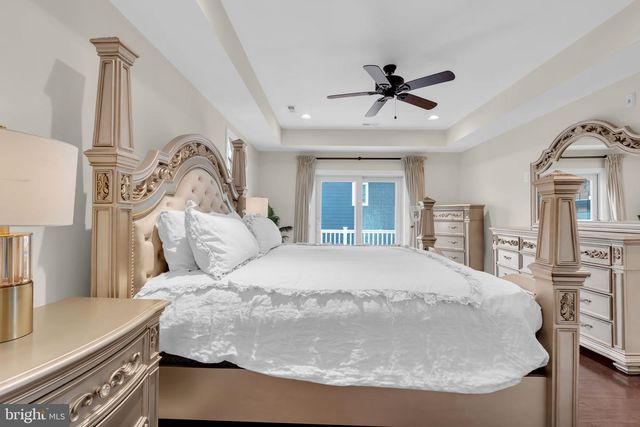 21 OCEAN TERR, Long Branch, NJ 07740