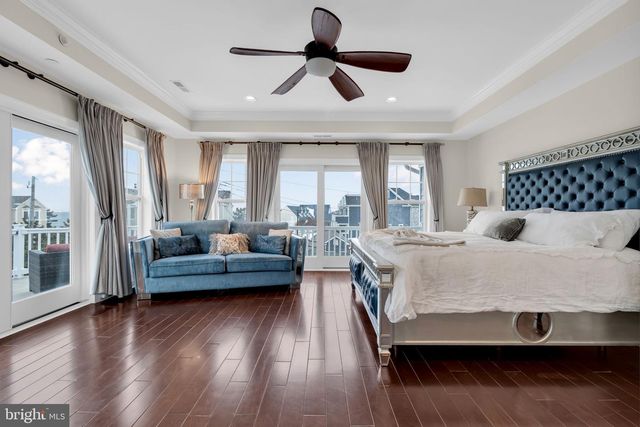 21 OCEAN TERR, Long Branch, NJ 07740