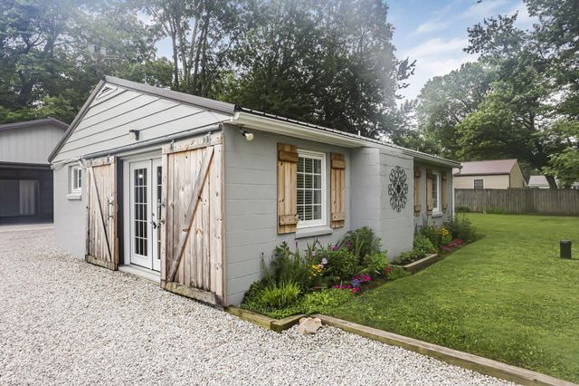 13400 Cedar Road NE, Thornville, OH 43076