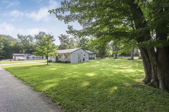 13400 Cedar Road NE, Thornville, OH 43076