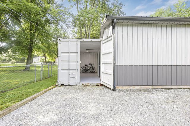 13400 Cedar Road NE, Thornville, OH 43076