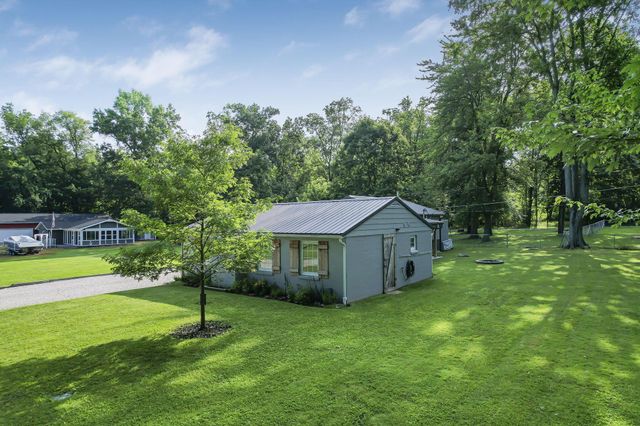 13400 Cedar Road NE, Thornville, OH 43076