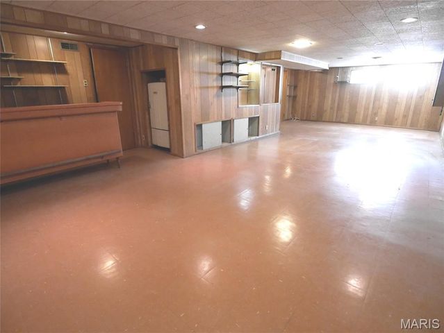 10412 Viscount Drive, St Louis, MO 63136