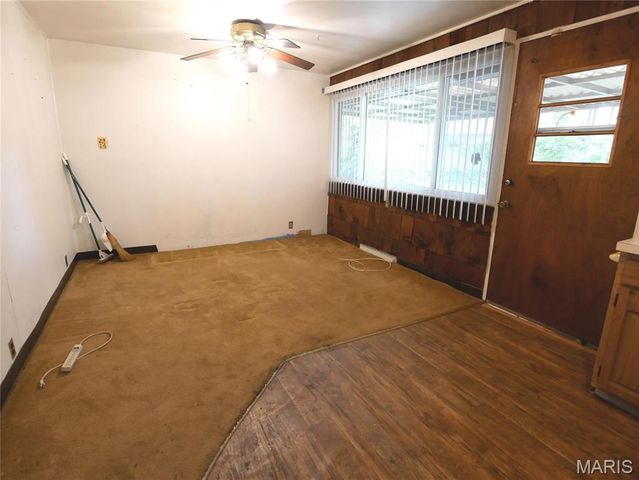 10412 Viscount Drive, St Louis, MO 63136
