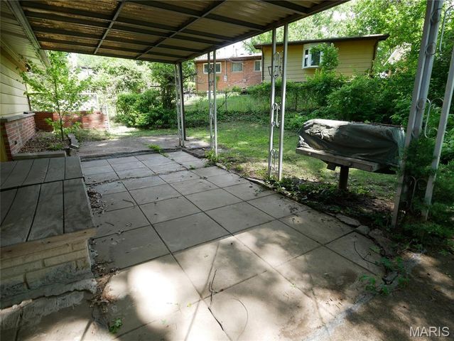 10412 Viscount Drive, St Louis, MO 63136