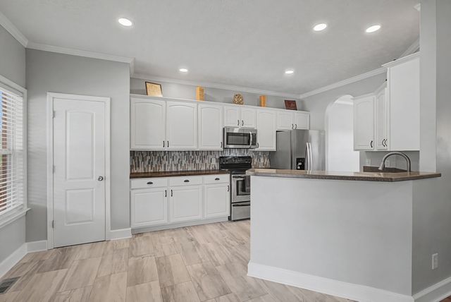 105 Buckhaven Ct, Hendersonville, TN 37075