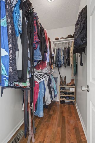 105 Buckhaven Ct, Hendersonville, TN 37075