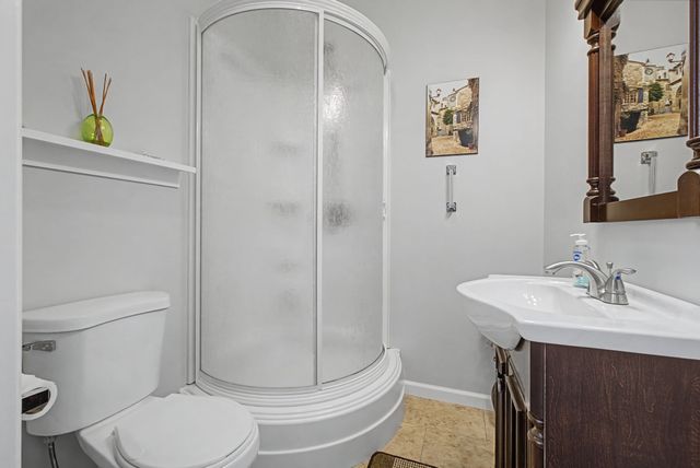 105 Buckhaven Ct, Hendersonville, TN 37075