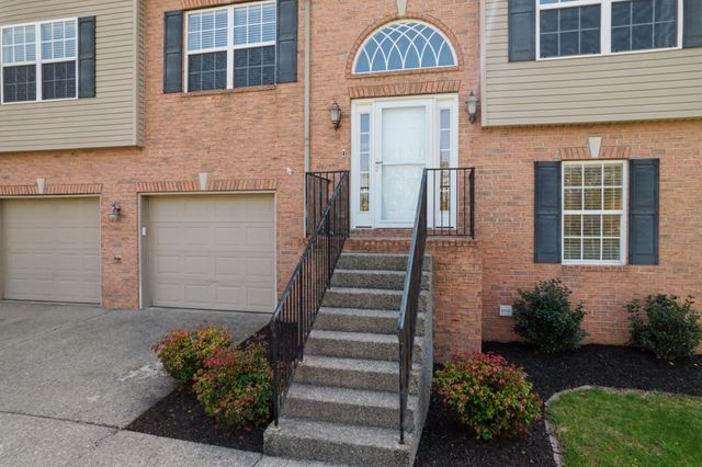 105 Buckhaven Ct, Hendersonville, TN 37075