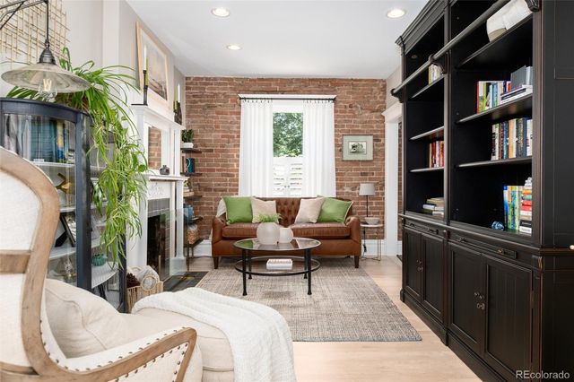 1550 S Logan Street, Denver, CO 80210